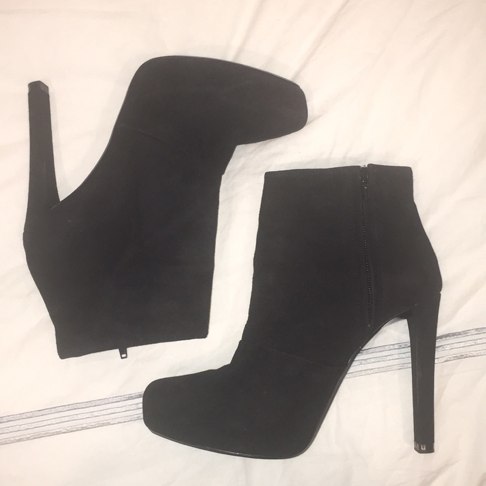 Zara Suede Platform Ankle Boots in Black